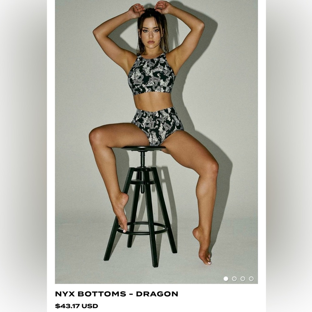 CXIX Cheeky shorts